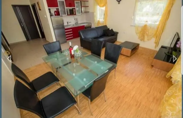 Apartment Villa Leona Lopar