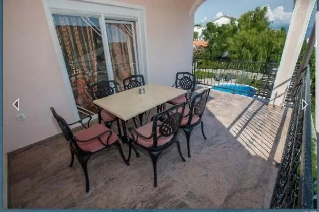 Villa Leona Lopar Apartmán